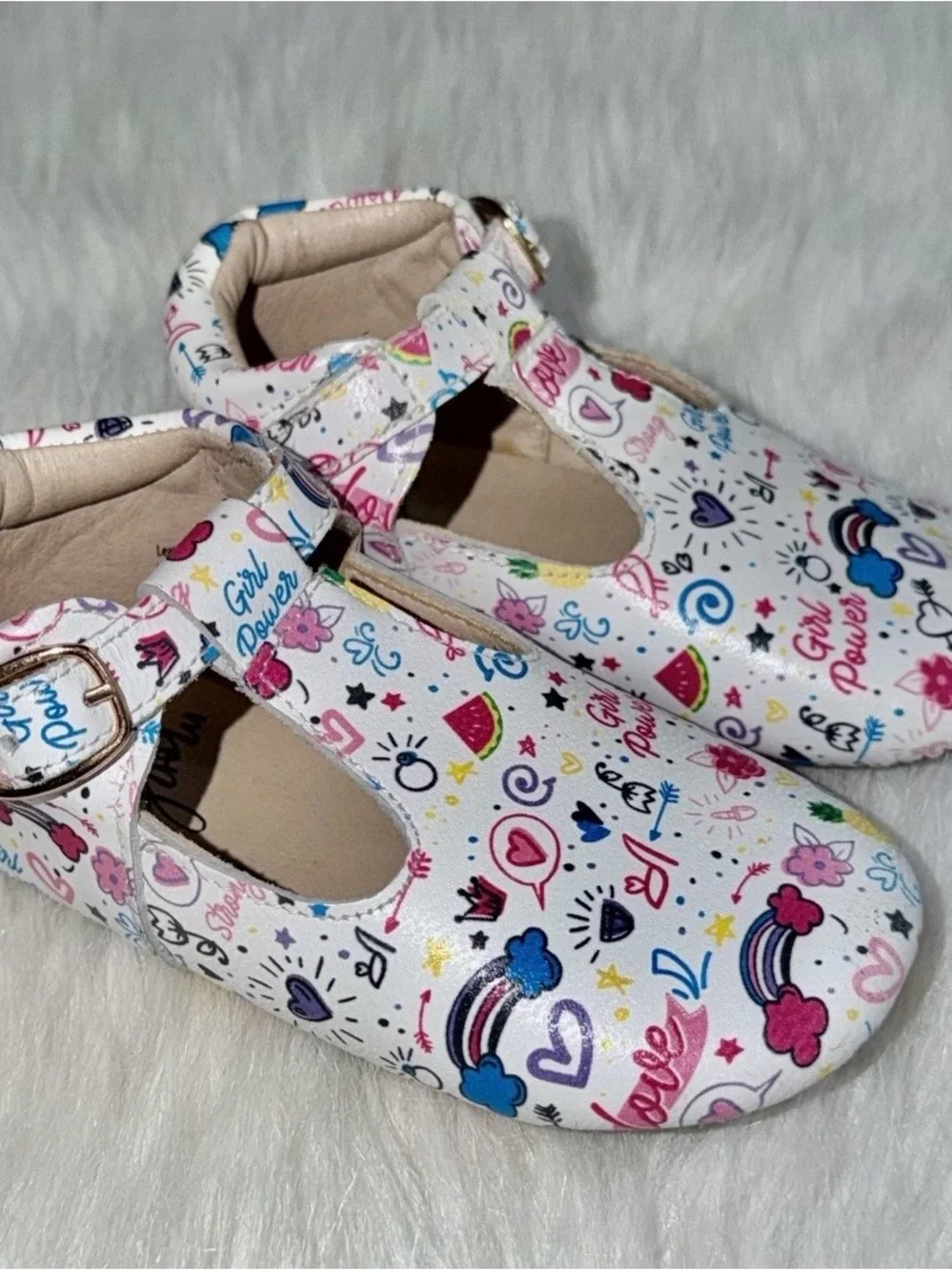 Monkey Feet Mary Jane Leather shoes in Girls’ size 6-7 Fun Colorful Print! NWOT